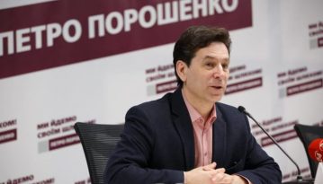 Штаб Порошенка: соціологія не викликає захоплення