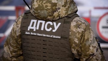 На "кордоні" з Кримом окупанти знову опитують громадян щодо виборів