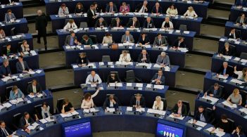 Європарламент представив перший прогноз підсумків виборів