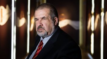 Хто такий Рефат Чубаров?