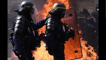 Тиждень у призмі: Коломойський, шашлики Зеленського та нове співіснування з Путіним у світових фотознімках
