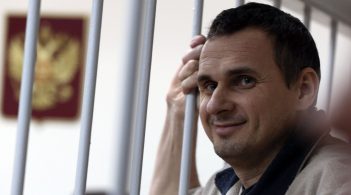 Символ заручників Кремля: п’ять років, як Росія вкрала свободу Сенцова