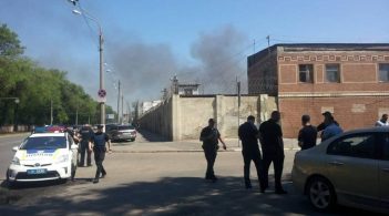 Бунт і пожежа в одеській колонії: постраждали четверо працівників колонії