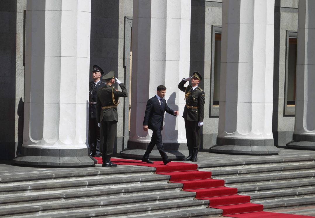Зеленський видав указ про розпуск парламенту і призначив нові вибори