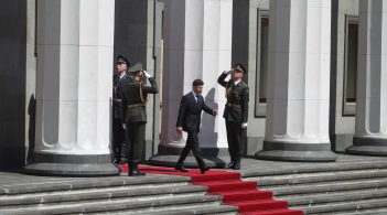 Зеленський видав указ про розпуск парламенту і призначив нові вибори