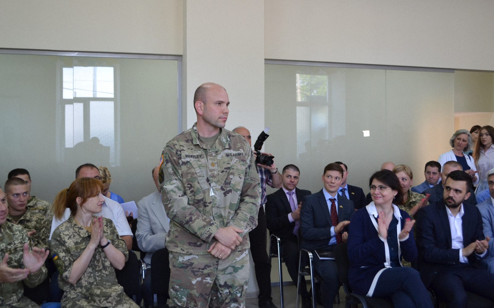 Повернутися до мирного життя: в Одесі відкрили центр психологічної реабілітації ветеранів