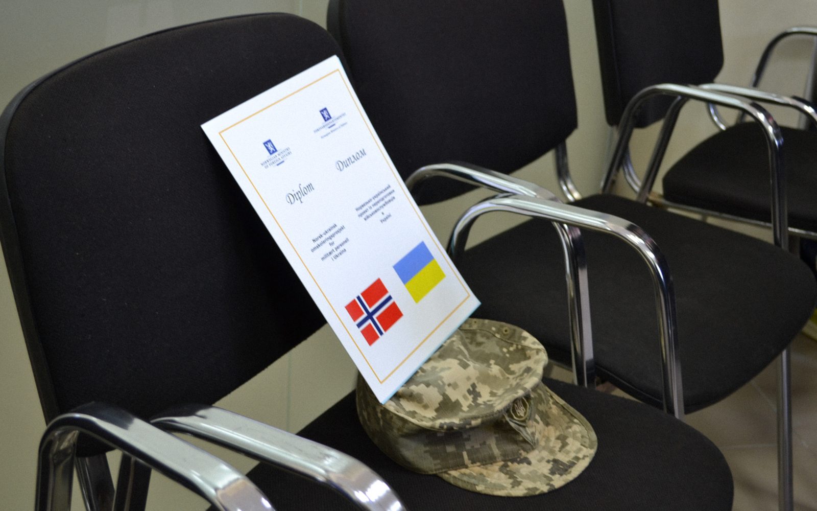 Повернутися до мирного життя: в Одесі відкрили центр психологічної реабілітації ветеранів