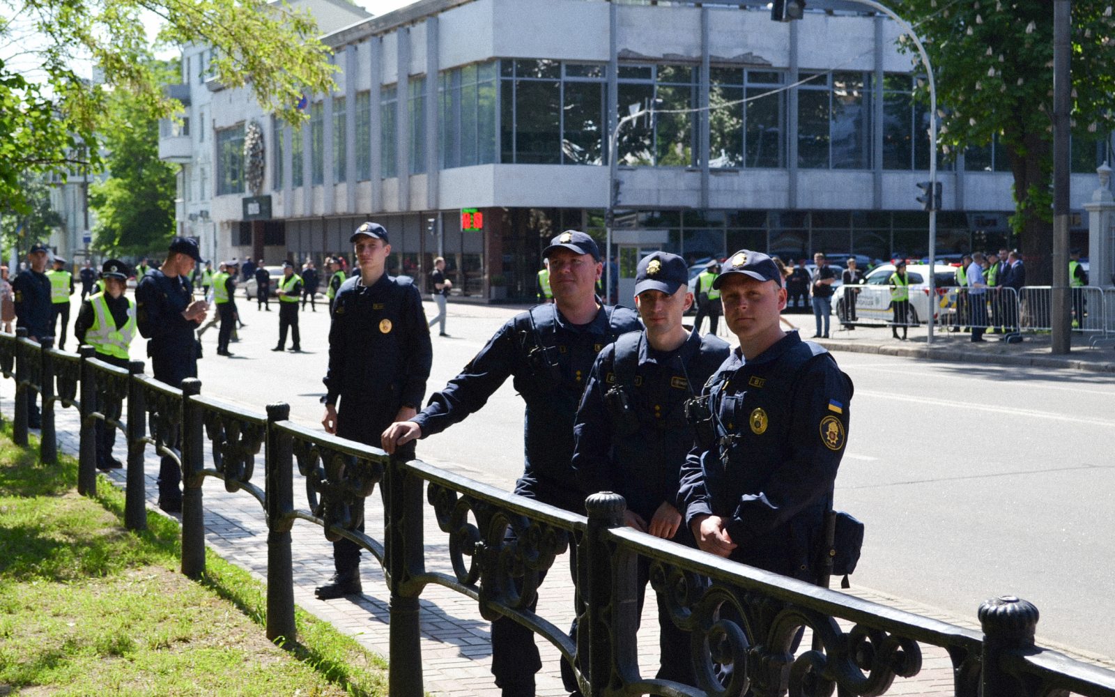 Вова, давай: чим жив Київ напередодні та під час інавгурації Зеленського?