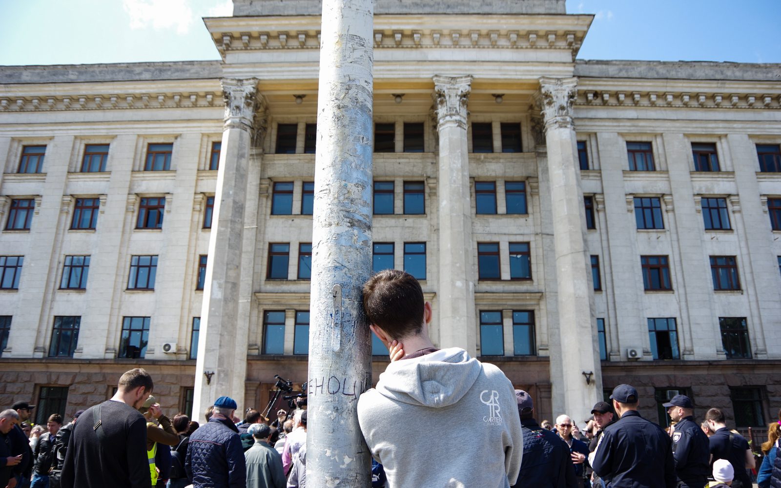 Роковини трагедії в Одесі: акції проходять спокійно і під контролем поліції (фото)