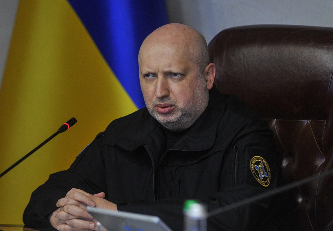 Турчинов подав у відставку