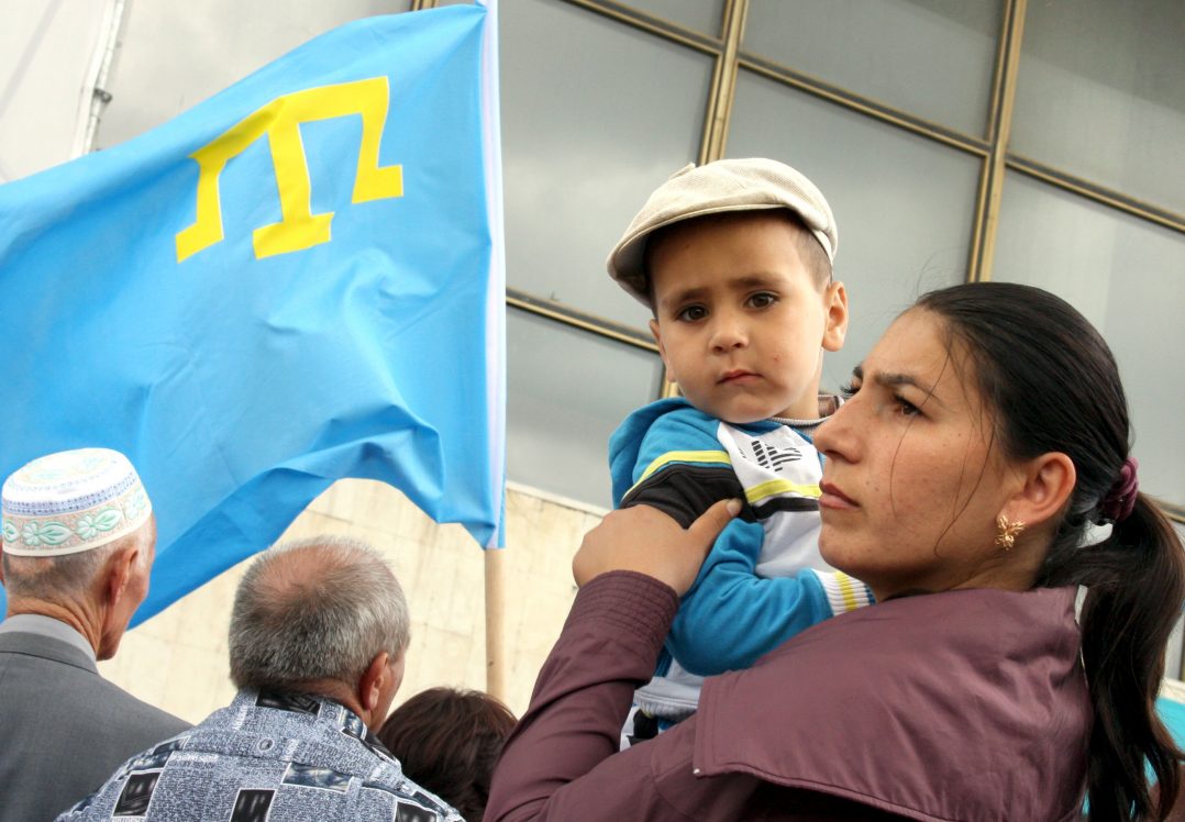 РФ продовжує переслідування кримських татар: у Криму затримали активістів