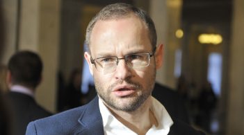 Rada will not take up the inauguration until the committee meeting has been rescheduled for the second time