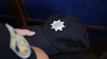 The murder of a 5 years old boy by a patrol officerc: the investigators did not demand expert examination of alcohol and gunpowder, because of weekend