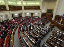 Імпічмент і скасування недоторканності як «чорні мітки» української політики. Кого покарають першим?