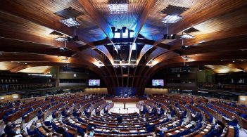 Комітет ПАРЄ схвалив проект резолюції, що веде до повернення російської делегації