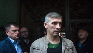 Підозрюваних у замаху на активіста Михайлика відпустили з-під варти