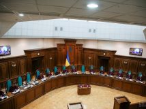Офіційно: Конституційний суд визнав законним розпуск Ради Зеленським