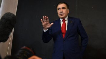 Саакашвілі: замах на активіста Михайлика замовили Труханов та Галантерник