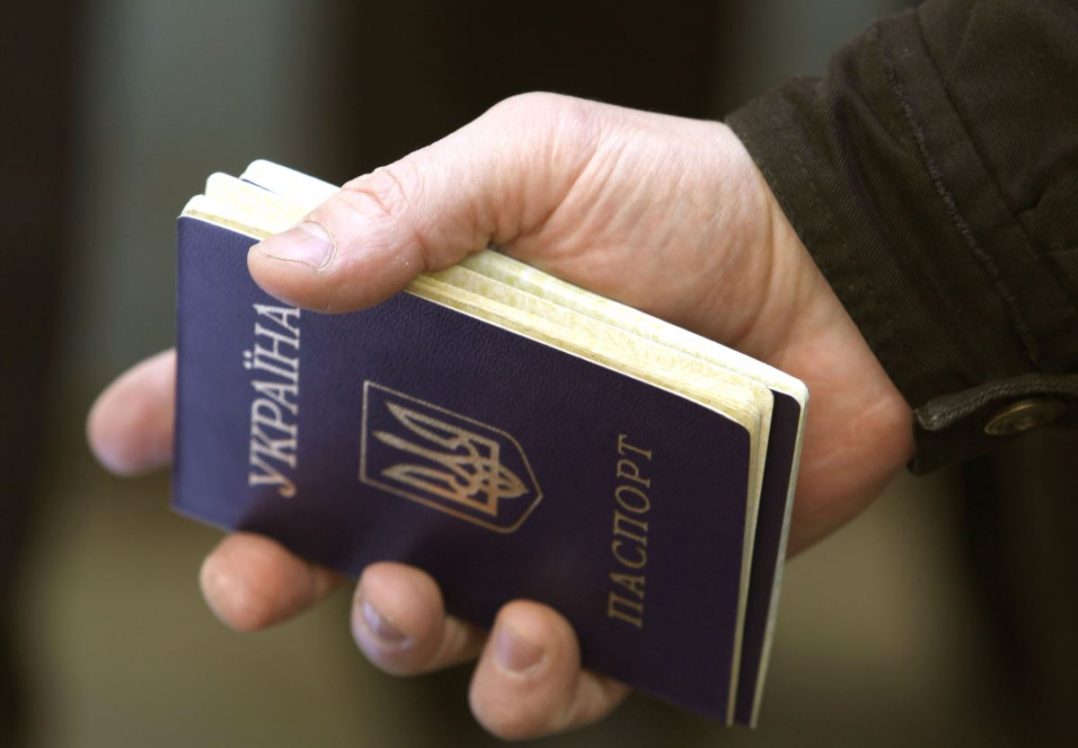 Парламент спростив отримання громадянства для іноземців, які воюють за Україну