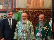 Очільник УПЦ МП Онуфрій та голова «Опоблоку» Новинський зустрілися з патріархом РПЦ Кирилом
