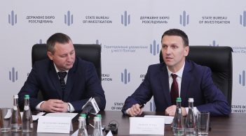 The State Bureau of Investigations conducts dozens of searches at the Ministry of Defense officials