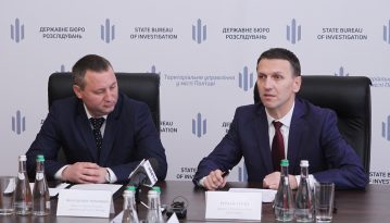 ДБР проводить 40 обшуків у службовців Міноборони