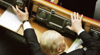 Zelensky submitted to parliament draft law against deputies who do not vote in person