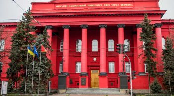 Ректор КНУ вибачився та пообіцяв скасувати призначення Портнова