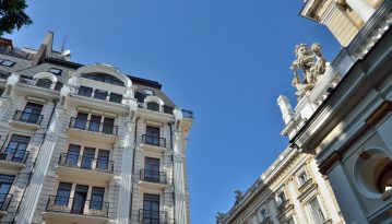 Театральний: провулок п’яти театрів та одного цирку