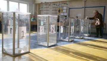 В Україні стартували дострокові парламентські вибори
