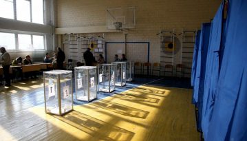 В Україні вже проголосували більше третини виборців