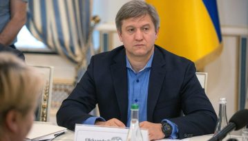 Данилюк пропонує об'єднати Мінсоцполітики й МОЗ та скоротити кількість міністерств