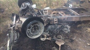 "Залишився один каркас": з'явилися фото знищеного санітарного авто сил ООС на Донбасі