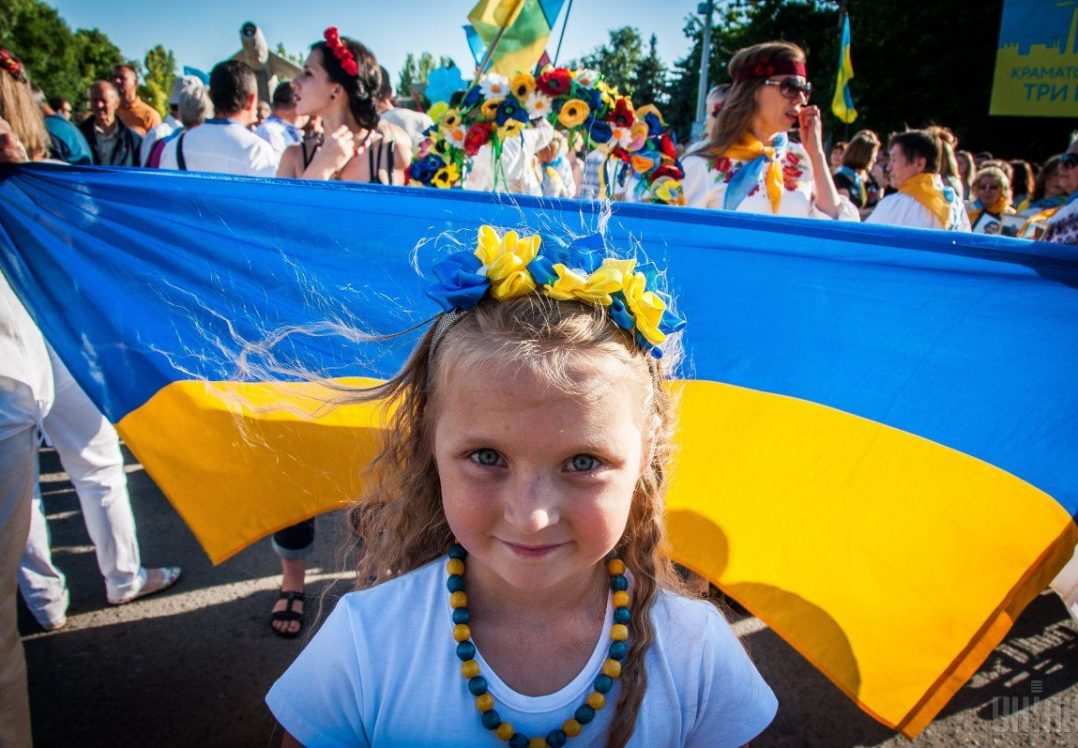Хода гідності замість параду: відмова від "радянщини" чи "першотравнева демонстрація"?