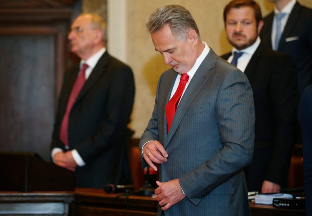 Австрія дозволила екстрадувати олігарха Фірташа до США