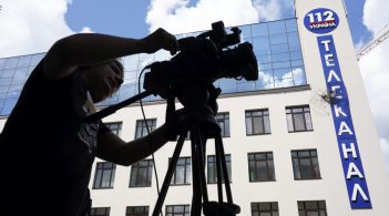 The TV channel "112 Ukraine" has declined to broadcast on the film about Putin and Medvedchuk