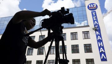 Телеканал «112 Україна» відмовився від показу фільму про Путіна та Медведчука