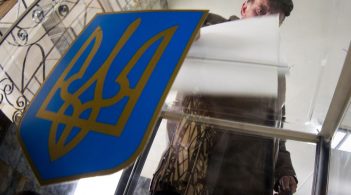 Zelensky's team is thinking about another early election