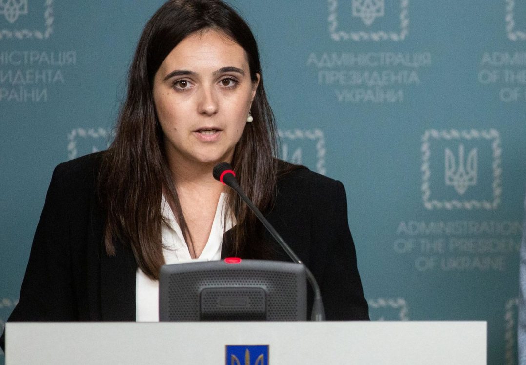 Прокуратура вдруге надіслала в Офіс президента запит щодо Мендель