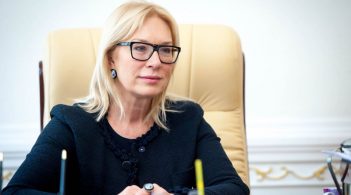 З окупованої Луганщини передали 64 в'язнів