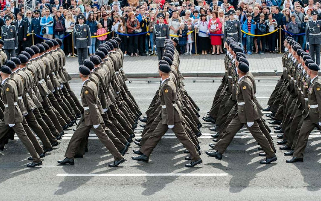 Зеленський скасував військовий парад на День Незалежності