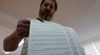 У Facebook триває агітація за та проти кандидатів – рух «Чесно»
