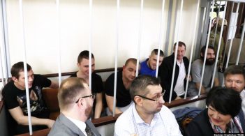 Суд у Москві продовжив арешт всім 24 українським морякам
