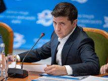 Зеленський: "Ні з ким зі старої влади ми не бачимо коаліції"