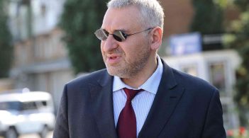 Адвокат Романа Сущенка припустив можливість обміну