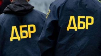 У справі про вбивство поліцейськими п'ятирічного хлопчика з’явився третій підозрюваний