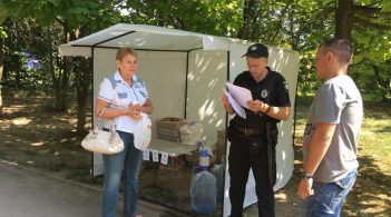At the polling station in Dnipro someone "sold" sweets for a penny, police opened the proceedings