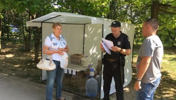 У Дніпрі поблизу дільниці "продавали" печиво по п'ять копійок, поліція відкрила провадження