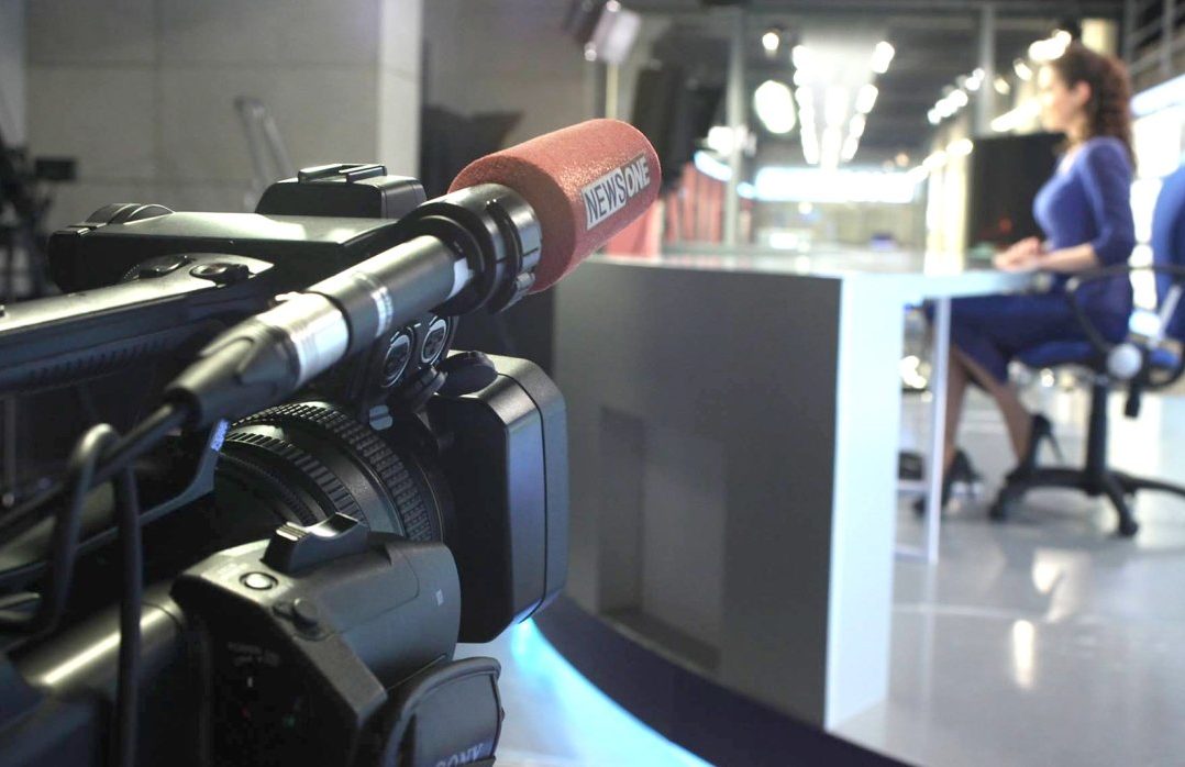 Телеканал NewsOne скасував телеміст із російськими пропагандистами