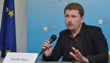 ЦВК зареєструвала Шарія та Клюєва кандидатами в нардепи